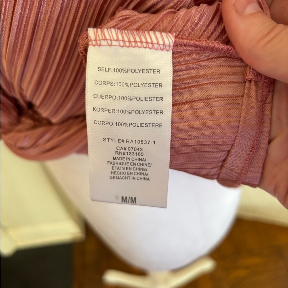 Anthropologie NWT Eri + Ali pink blouse woman’s medium - Picture 8 of 9